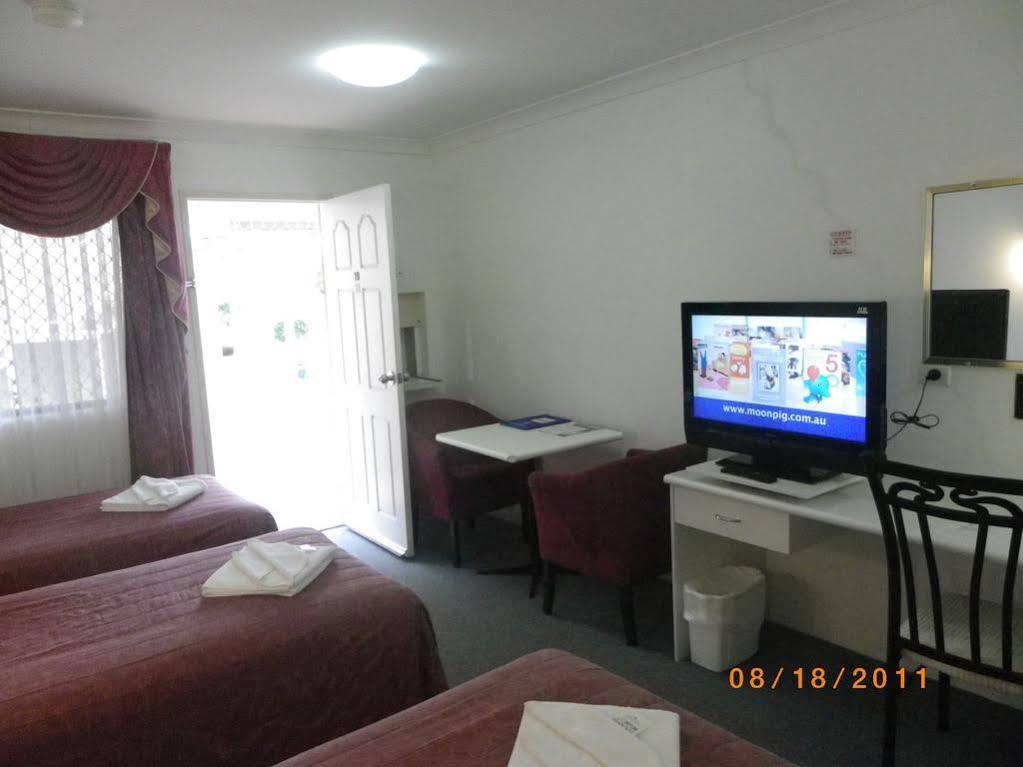 Calico Court Motel Твид-Хедс Экстерьер фото